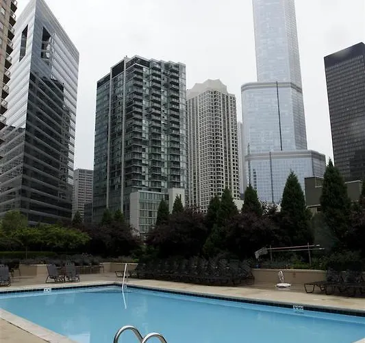Hotel Execustay At Grand Plaza 4*