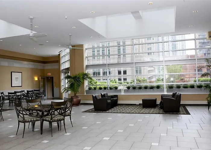 Hotel Execustay At Grand Plaza Chicago